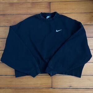 Nike Women's Black Oversized Cropped Sweatshirt Phoenix Fleece Medium